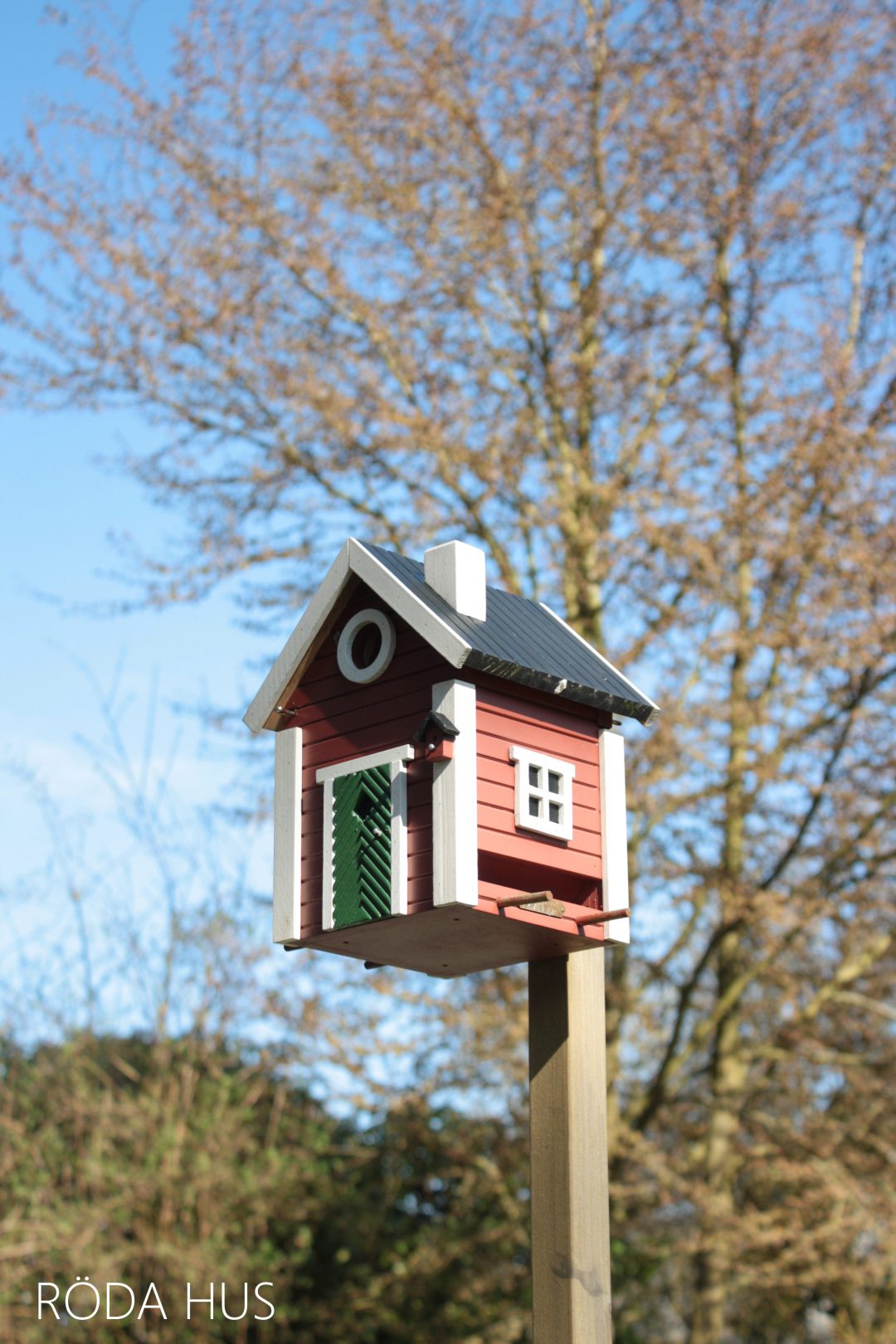 Frühlingserwachen im Garten – Röda Hus